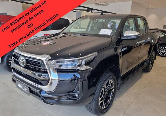 TOYOTA HILUX 2.8 D-4D TURBO DIESEL CD SR 4X4 AUTOMÁTICO TOYOTA HILUX 2.8 D-4D TURBO DIESEL CD SR 4X4 AUTOMÁTICO